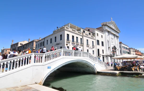 Puente en Venecia, Italia — Foto de Stock