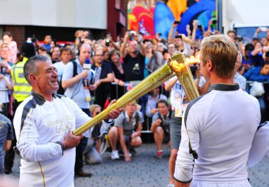 Londra 2012 Olimpiyat Meşalesi Taşıyıcı