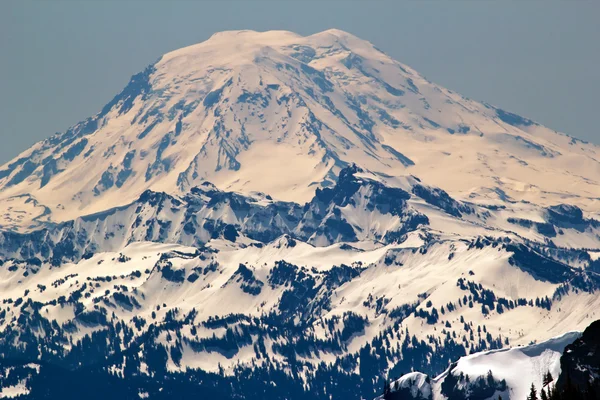 Snowy mount saint adams uit kristallen berg — Stockfoto