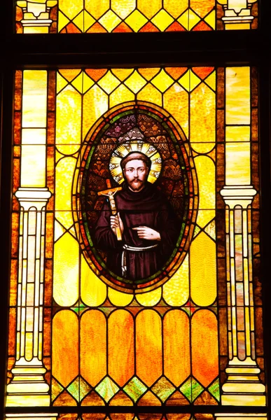 Friar junipero serra målat glas obefläckade avlelsen kyrkan — Stockfoto