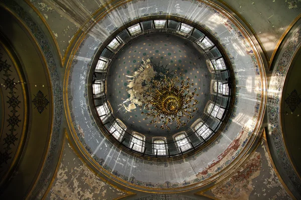 Sainte Sofia Église russe Orthordox à l'intérieur Dôme Harbin Chine — Photo