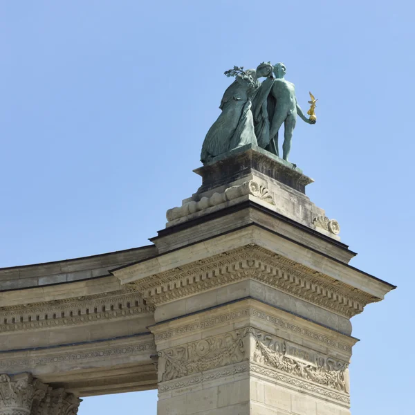 नायकों की मूर्तियां वर्ग, बुडापेस्ट — स्टॉक फ़ोटो, इमेज