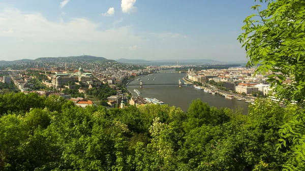 Spring panoramic photo of the budapest historic center — Stock Photo, Image