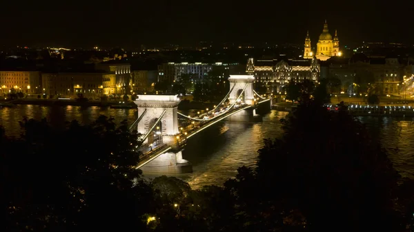 Budapest catena ponte vista notturna — Foto Stock