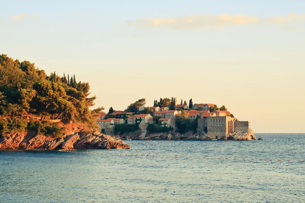 Sveti Stefan, small islet and resort in Montenegro — Stock Photo, Image