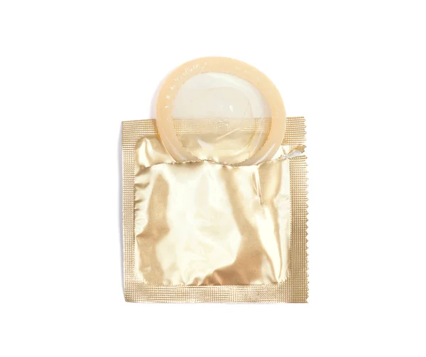 Pacote aberto de preservativo isolado em branco — Fotografia de Stock