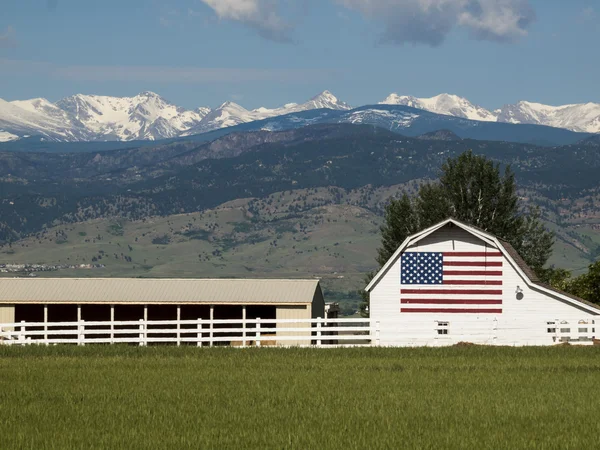 stock image White Barn