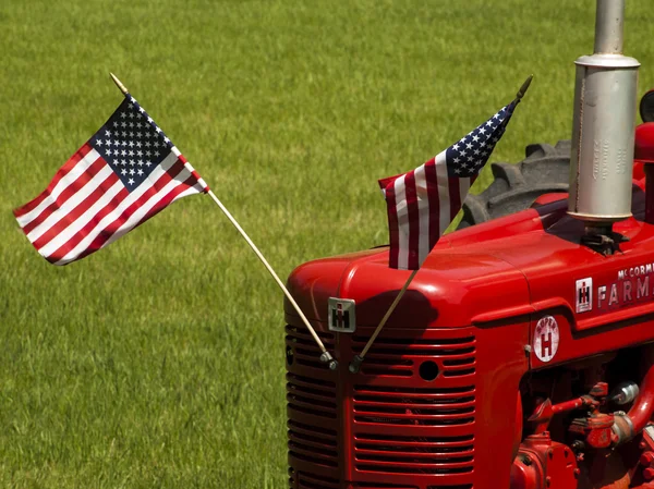 Farm tractor — Stock Photo, Image