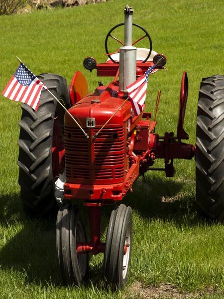 Zemědělský traktor — Stock fotografie