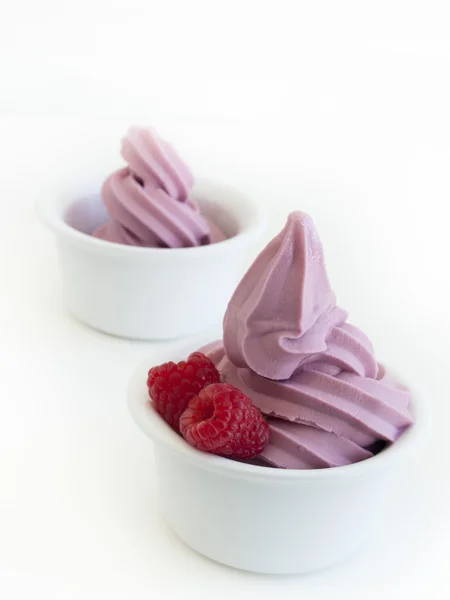 Iogurte Soft-Serve congelado — Fotografia de Stock