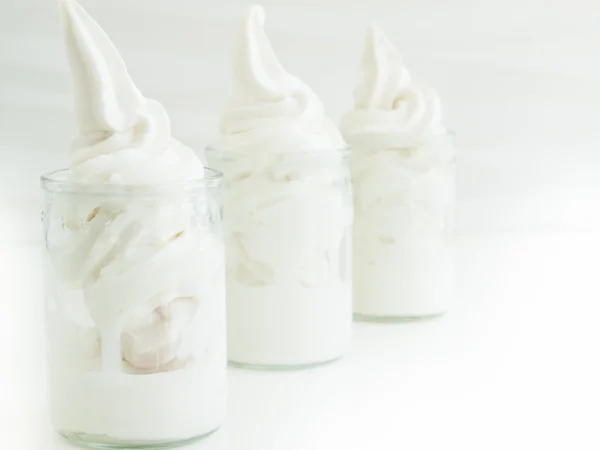 Bevroren zacht-serve yoghurt — Stockfoto
