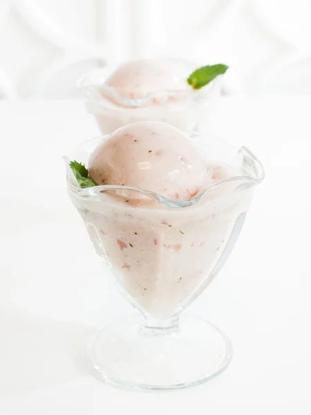Perzik gelato — Stockfoto