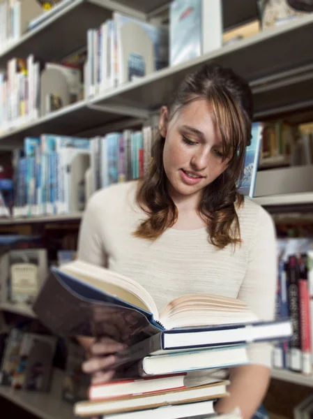 stock image Teen at the library