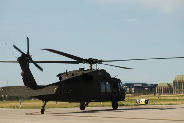 Helicóptero de falcão negro — Fotografia de Stock