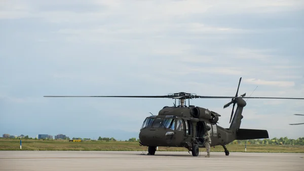 Helicóptero de falcão negro — Fotografia de Stock