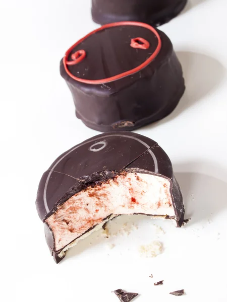 Čokoládové vztahuje marshmallows — Stock fotografie