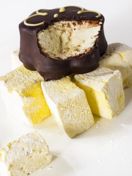 Chocolate Covered Marshmallows — Stock Photo, Image