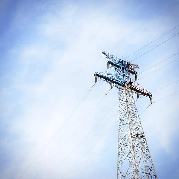 Torre de transmisión de energía de la puesta del sol — Foto de Stock