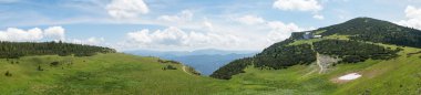 panoramik manzaralı Alpin çayır Avusturya Alpleri'nde