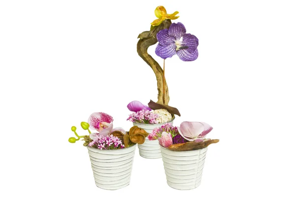 Buquê de flores e vaso decorativo — Fotografia de Stock