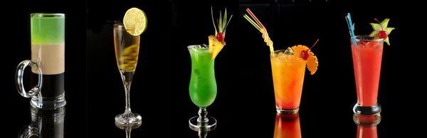 Divers cocktails au bar — Photo