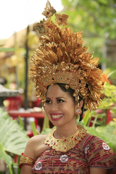 Panna młoda-indonezyjski — Zdjęcie stockowe