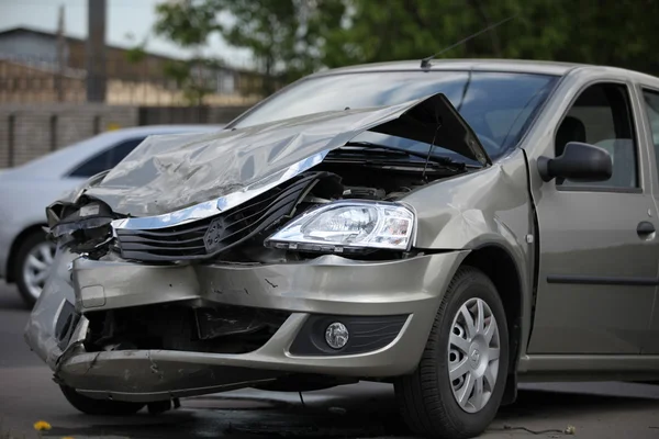 Renault após acidente — Fotografia de Stock