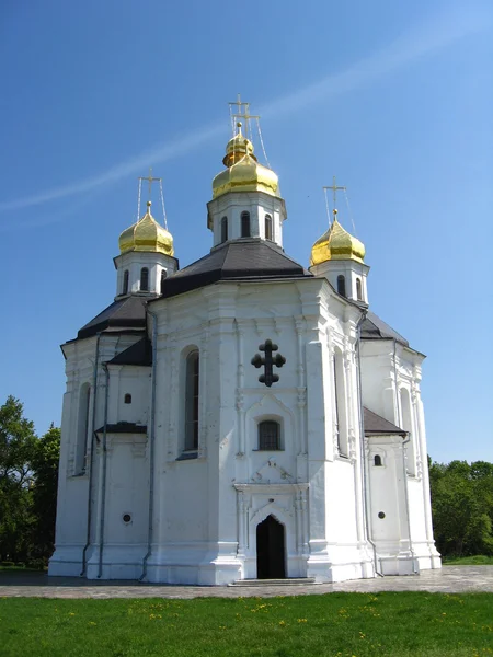 Hermosa iglesia ortodoxa —  Fotos de Stock