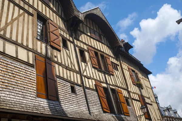 Troyes, yarı ahşap binalar — Stok fotoğraf