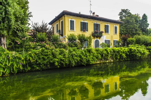 Gamla hus på Martesana (Milano) — Stockfoto