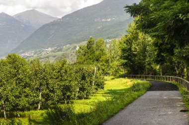 Valtellina, döngüsü lane