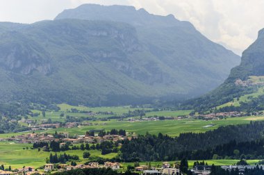 Stenico (Trento panoramik görünümü)