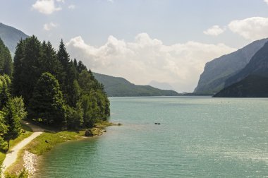 Molveno Gölü (Trento)