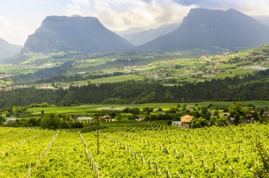 Stenico (Trento panoramik görünümü)