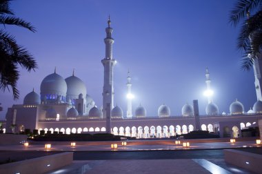 Sheikh Zayed mosque in united arab emirates clipart