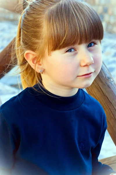 The little girl — Stock Photo, Image