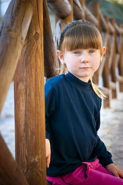 Das kleine Mädchen — Stockfoto