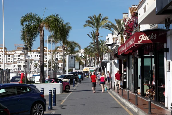Luksusowy przystani puerto banus, Malaga, Hiszpania — Zdjęcie stockowe