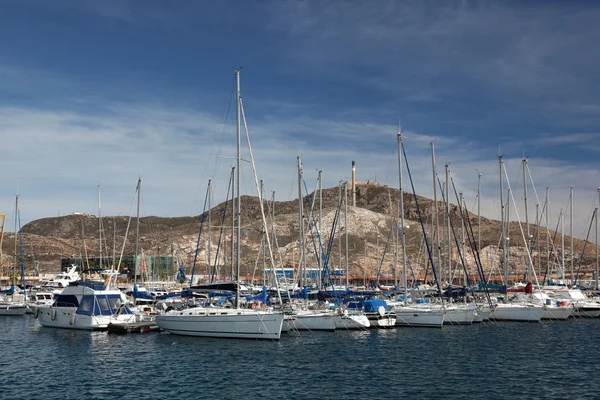 Jacht a kikötőben, Cartagena, Spanyolország — Stock Fotó