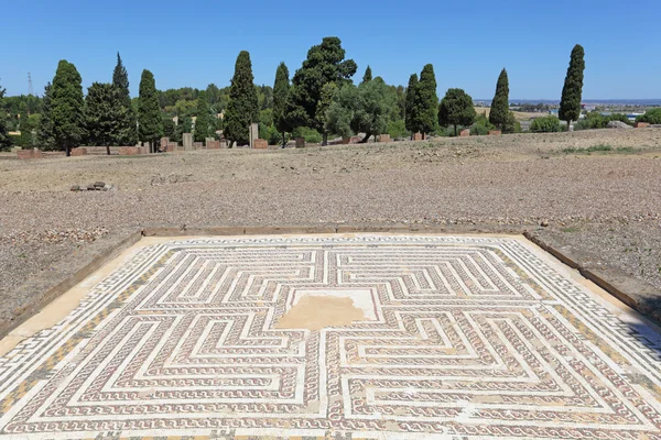 Suelo de mosaico en la ruina romana Itálica. Provincia Sevilla, Andalucía, España —  Fotos de Stock