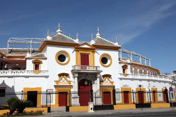 Arena de touradas (Plaza de Toros) em Sevilha, Andaluzia Espanha — Fotografia de Stock