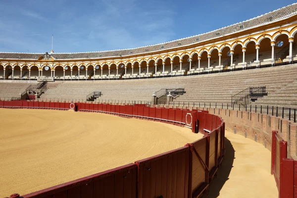 Býčí arény (plaza de toros) v seville, Španělsko Andalusie — Stock fotografie