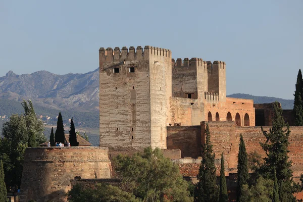 Bastioni dell'Alhambra a Granada, Andalusia Spagna — Foto Stock