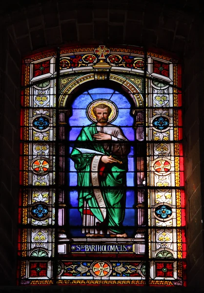 Окно с Варфоломеем Апостолом в соборе Сан-Сальвадора, Херес-де-ла-Фронтера, Испания — стоковое фото