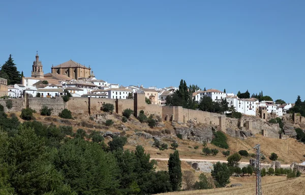 Стена старого города в Ронде, Андалусия, Испания — стоковое фото
