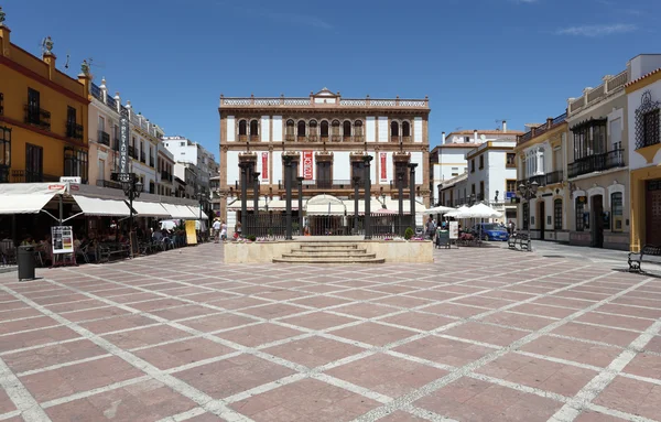Площадь Сокорро в Ронде, Андалусия, Испания — стоковое фото