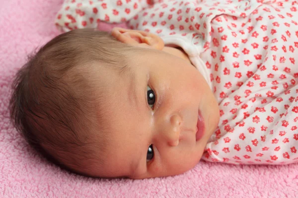 Portrait of a beautiful newborn baby girl — Stock Photo, Image