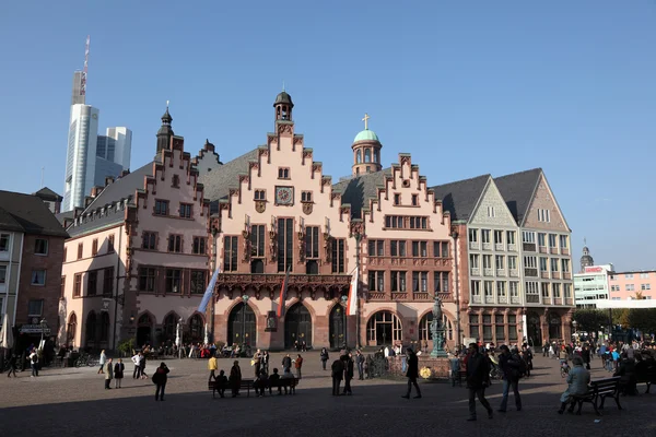 The famous historical Romer Square in the city of Frankfurt Main, Germany — Stock Photo, Image