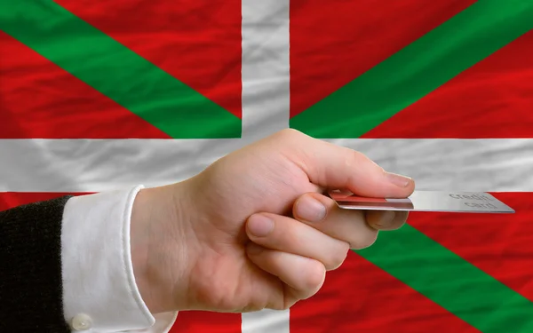 Kaufen mit Kreditkarte auf Baskisch — Stockfoto
