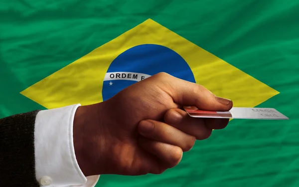 Compra com cartão de crédito no brasil — Fotografia de Stock